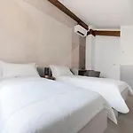 Ur-nest Indipendenza Appartement *