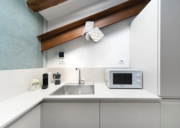 Ur-nest Indipendenza Daire *