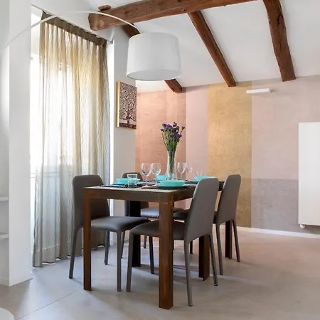 Ur-nest Indipendenza Apartment Bologna